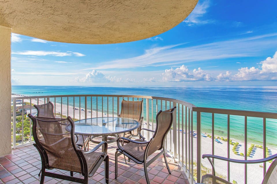 Gulfside 1402 Balcony Alt