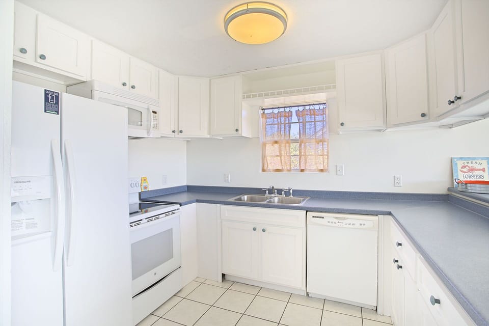 Coral Rose Kitchen