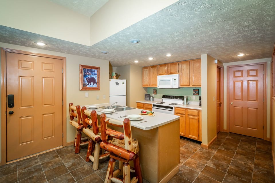 Gatlinburg Cabin Rentals Honeymoon Hills Creekside Cabin Kitchen