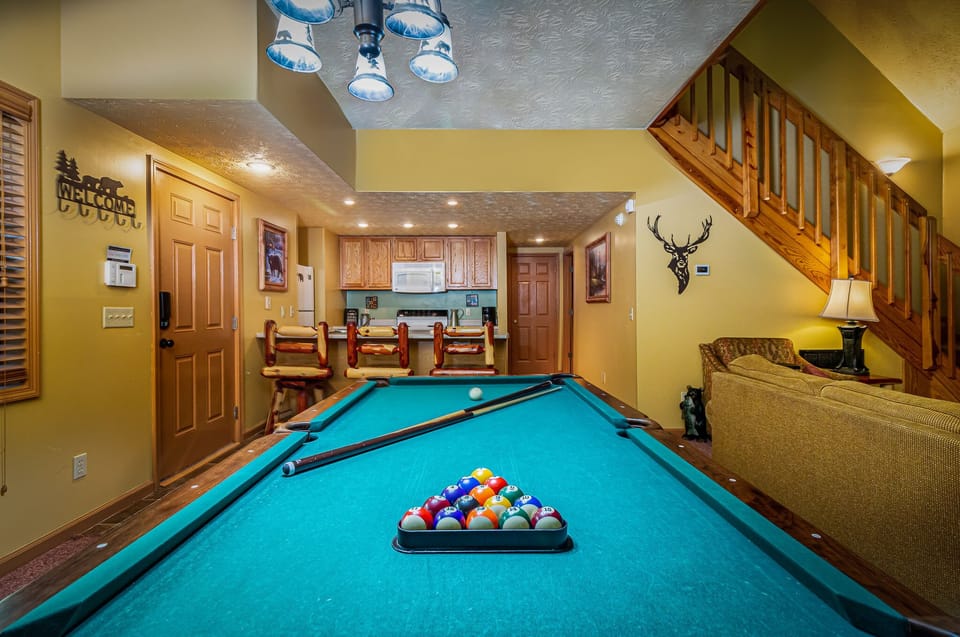 Gatlinburg Cabin Rentals Honeymoon Hills Creekside Cabin Pool Table