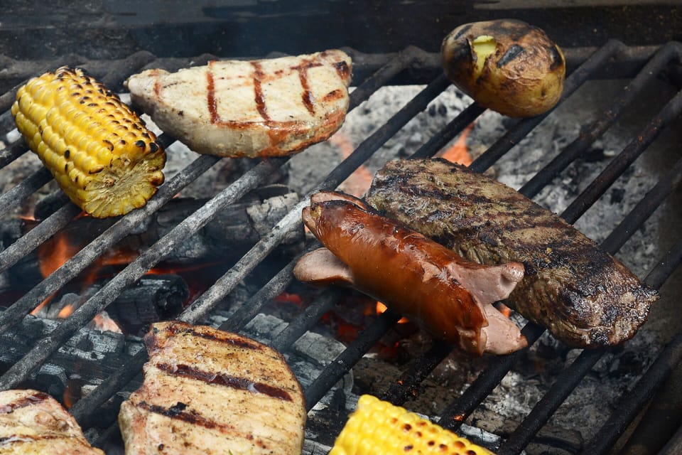 Gatlinburg Cabin Rentals Honeymoon Hills Creekside Cabin Outdoor Grill