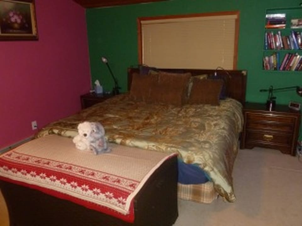 Master Bedroom - King Bed