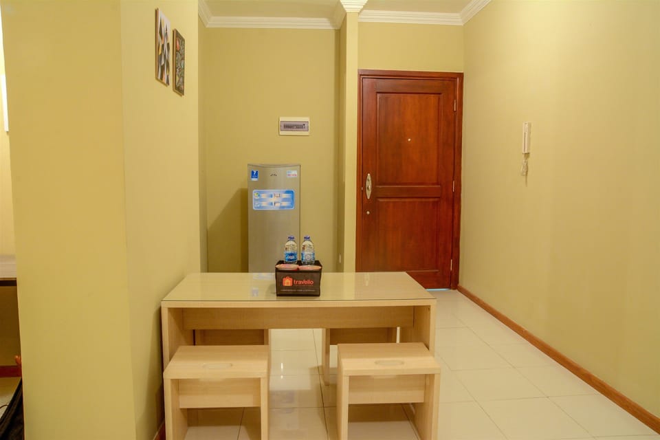 Apartment, 2 Bedrooms | In-room dining