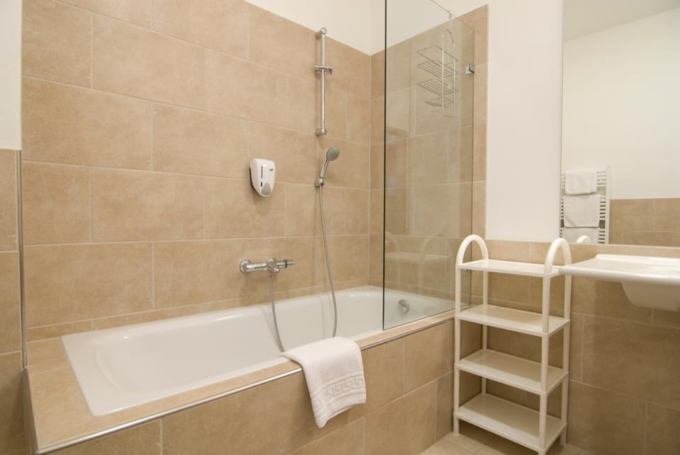 Free toiletries, hair dryer, bathrobes, towels