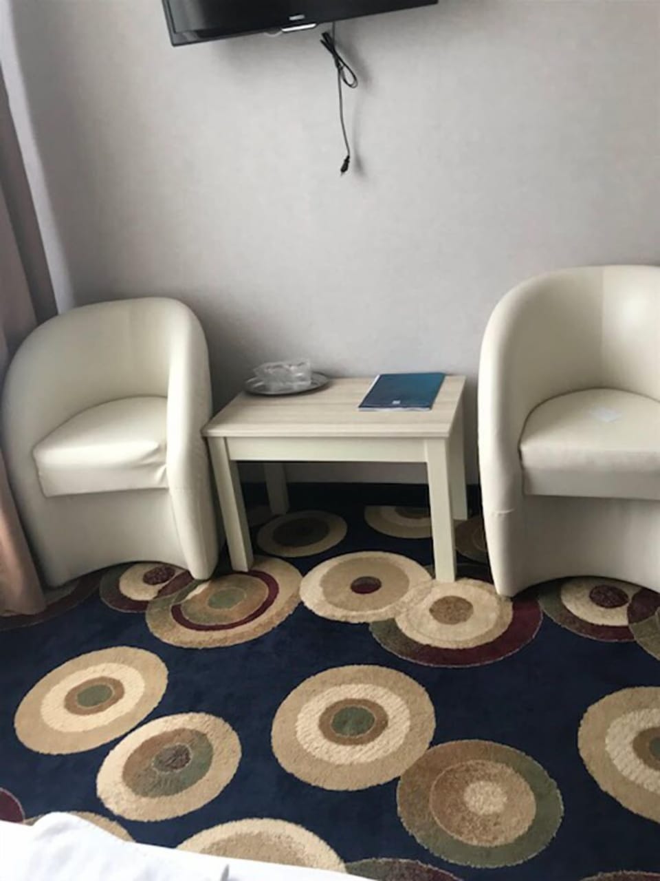Standard Apartment | In-room safe, iron/ironing board (on request), WiFi (free), bed sheets