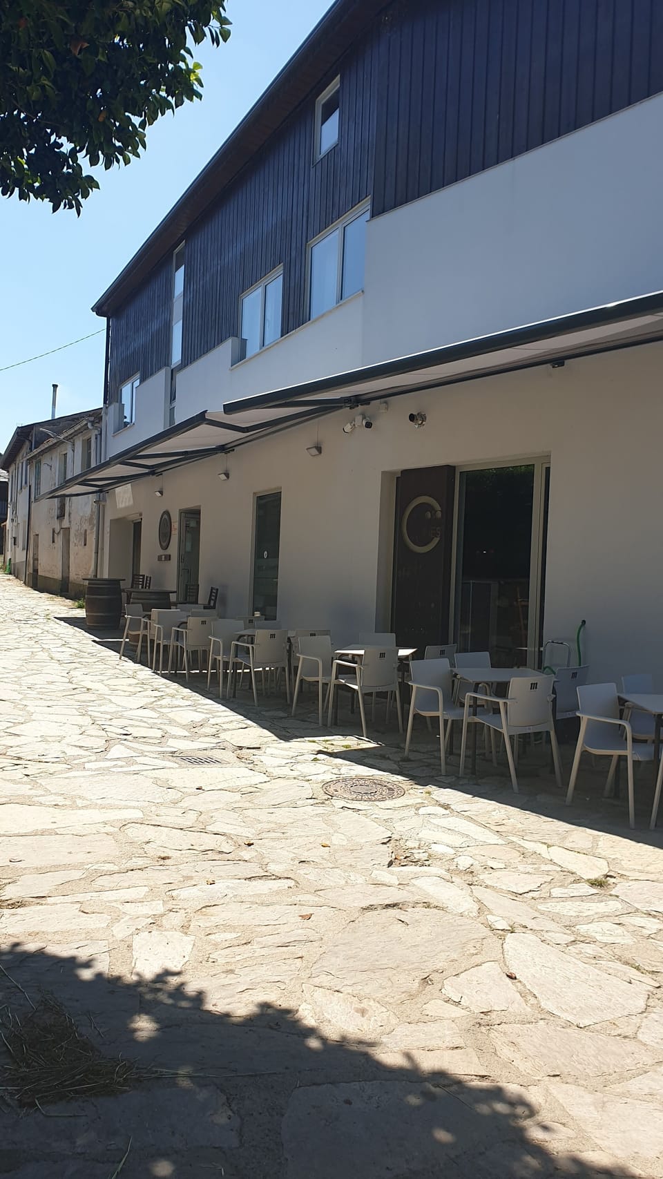 Pensión Casa Cines Restaurante Bed and Breakfast in Galicia