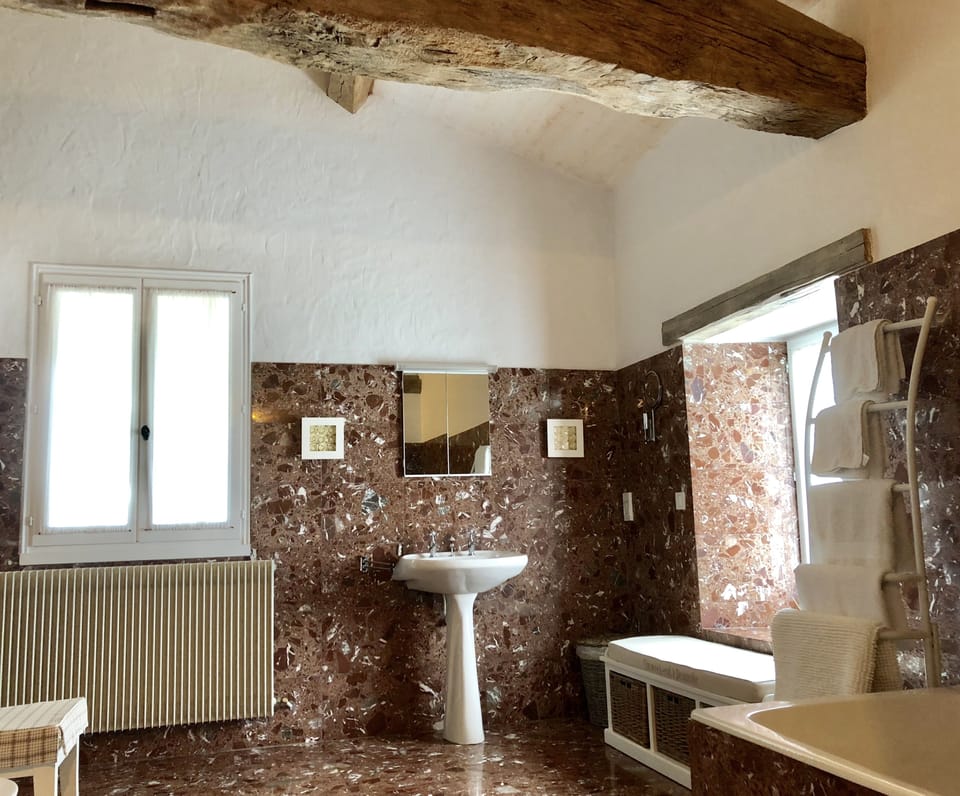 Premium Suite, 1 Bedroom, Garden View, Ground Floor | Bathroom | Separate tub and shower, deep soaking tub, free toiletries, hair dryer