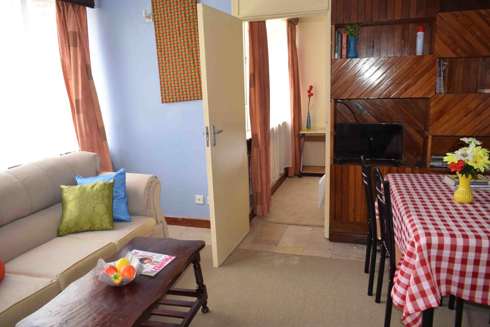 Apartment | Living area | Flat-screen TV