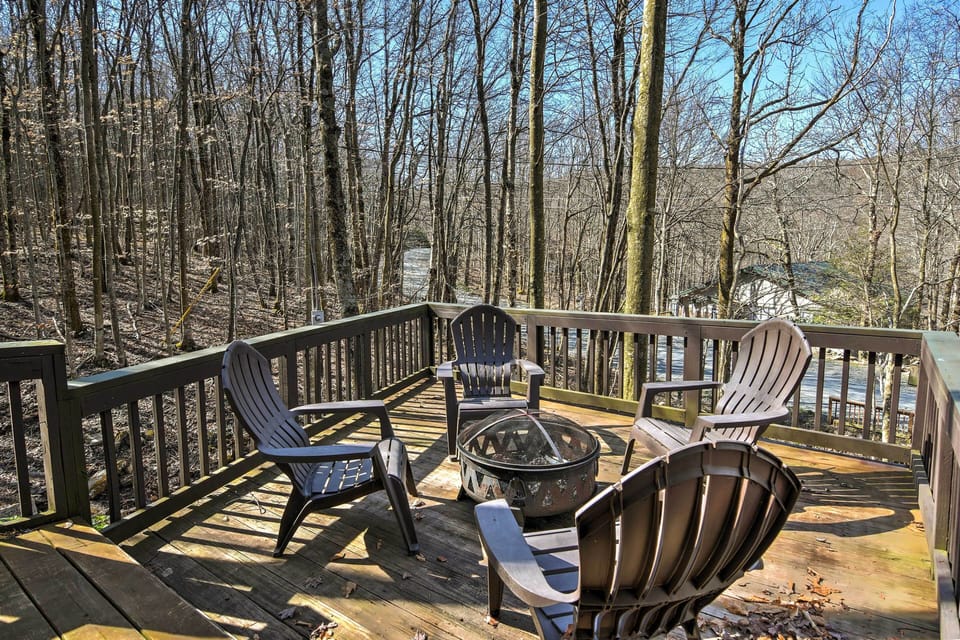 Private Second Deck | Wood-Burning Fire Pit