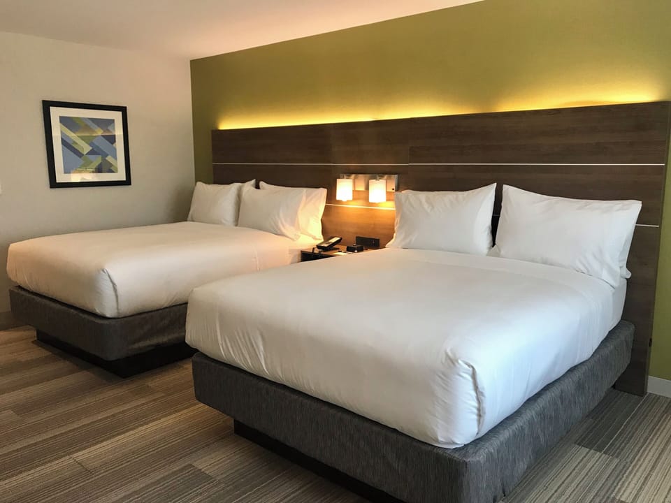 In-room safe, desk, iron/ironing board, WiFi (free)