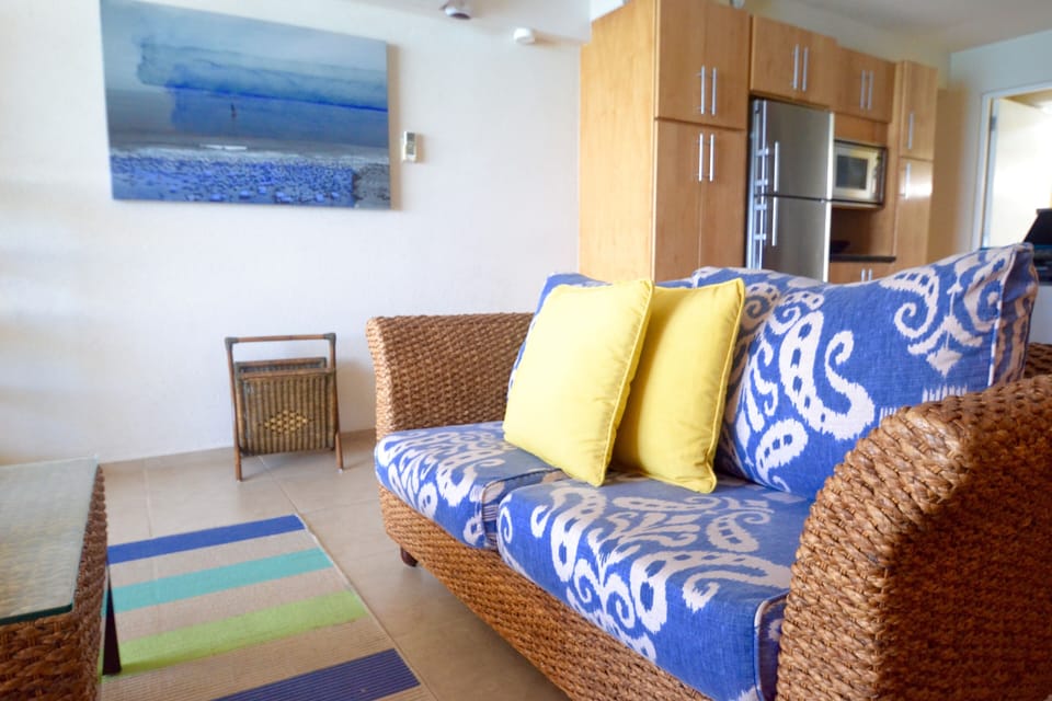 Sea Glass, open plan living area