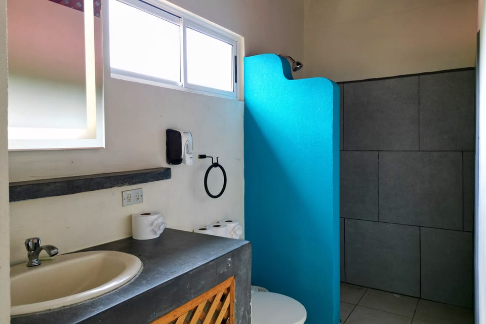 En-suite bathroom for bedroom #1