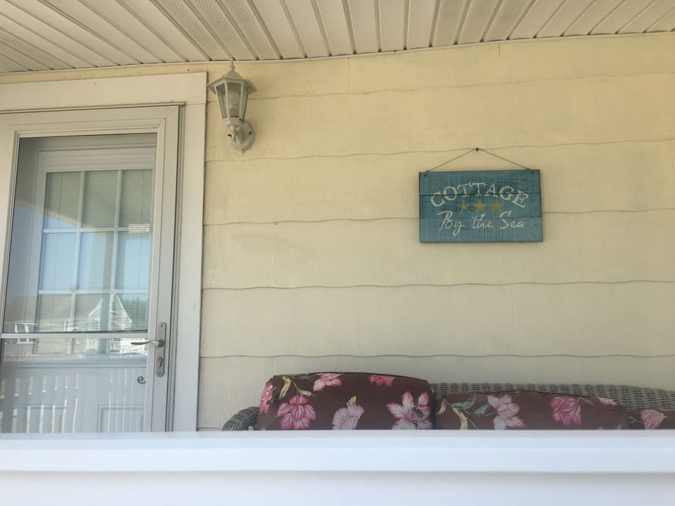 Covered front porch, partial view