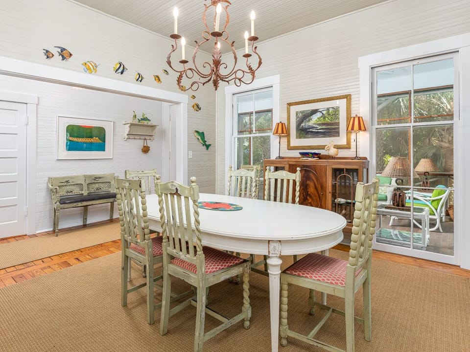 Dining area with seating for 8