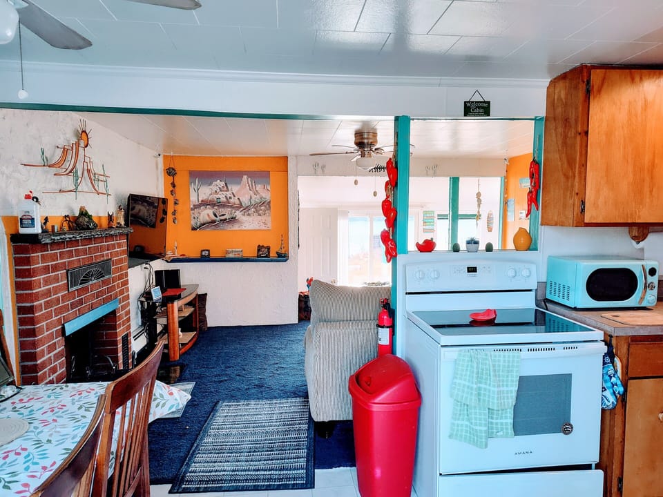 electric stove oven microwave blender crock pots toaster kitchen is loaded