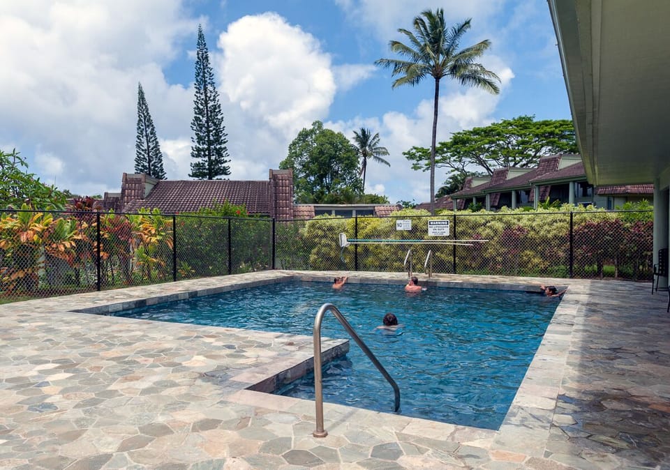 Kauai vacation rentals Puamana 25B complex swimming pool - The Puamana swimming pool is wonderful for a lazy day spent splashing around and soaking up some sun!
