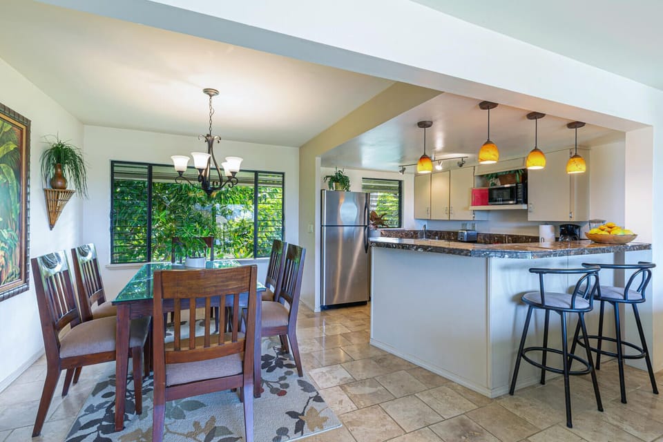If sit down meals are more your style, you'll find there's plenty of space for your whole group at the dining table. With seating and dishes for 6, it'll be easy to get the whole family around the table for a meal or board game.