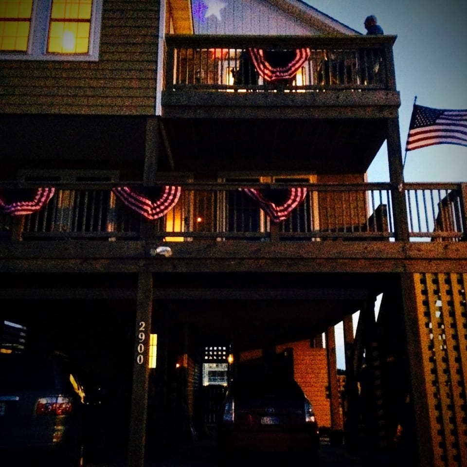 View the 4th July fireworks from decks!