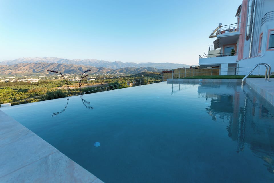 Villa, 5 Bedrooms | 5 bedrooms, individually decorated, individually furnished