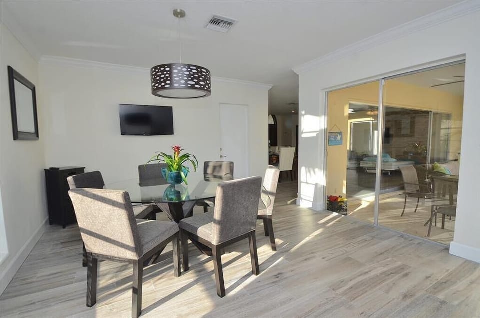 Open Kitchen Offers Breakfast Dining Table + LED High Def Television & Poolside Lounge Access...