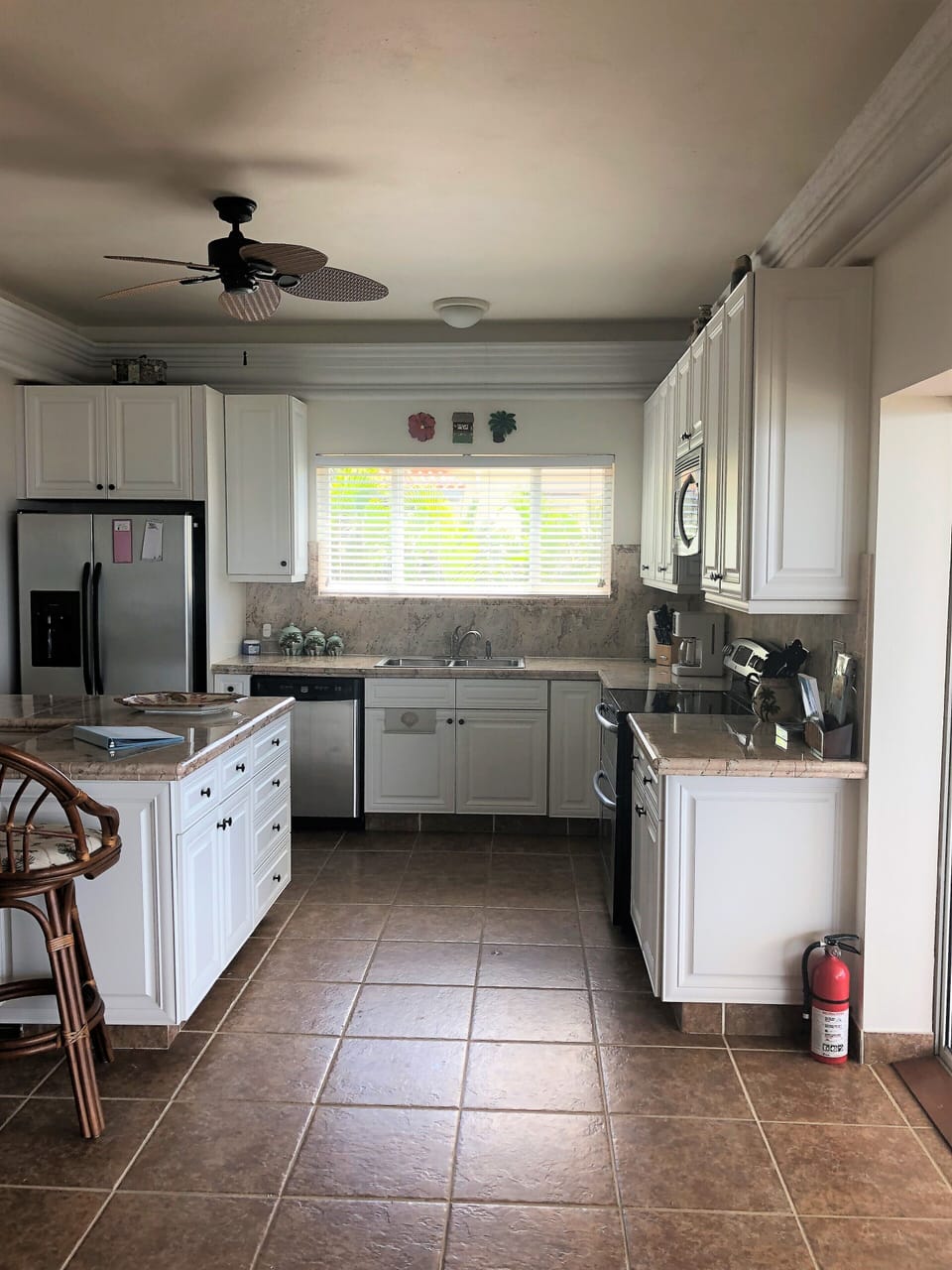 Full kitchen with Stainless appliances