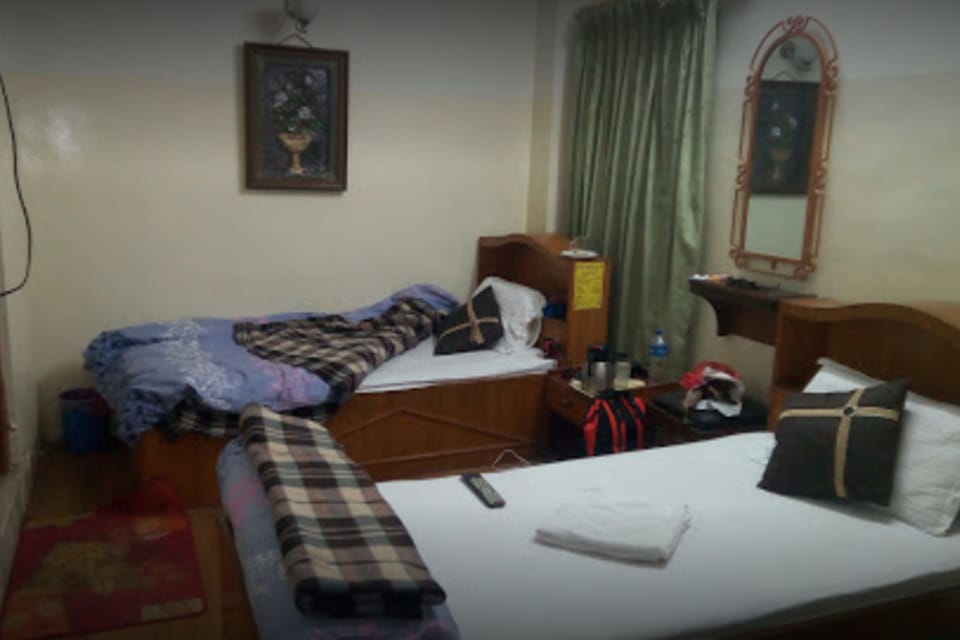 Twin Room | In-room safe, iron/ironing board, free WiFi