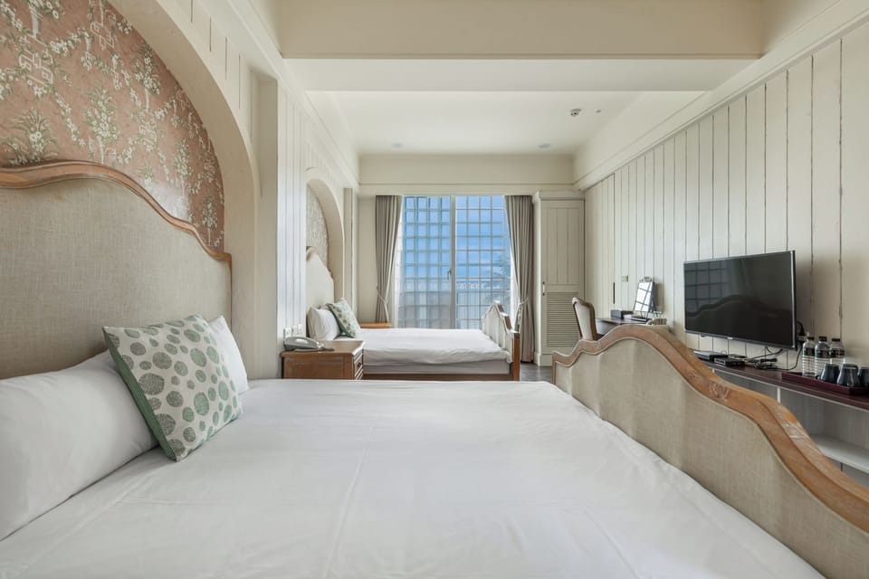 Quadruple Room with Sea View | Free WiFi, bed sheets