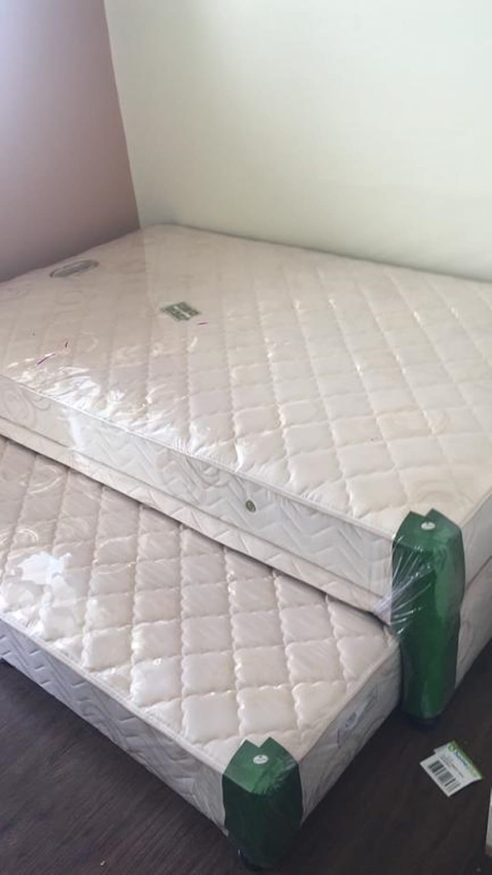 1 Bedroom Unit | 1 bedroom, desk, iron/ironing board, rollaway beds