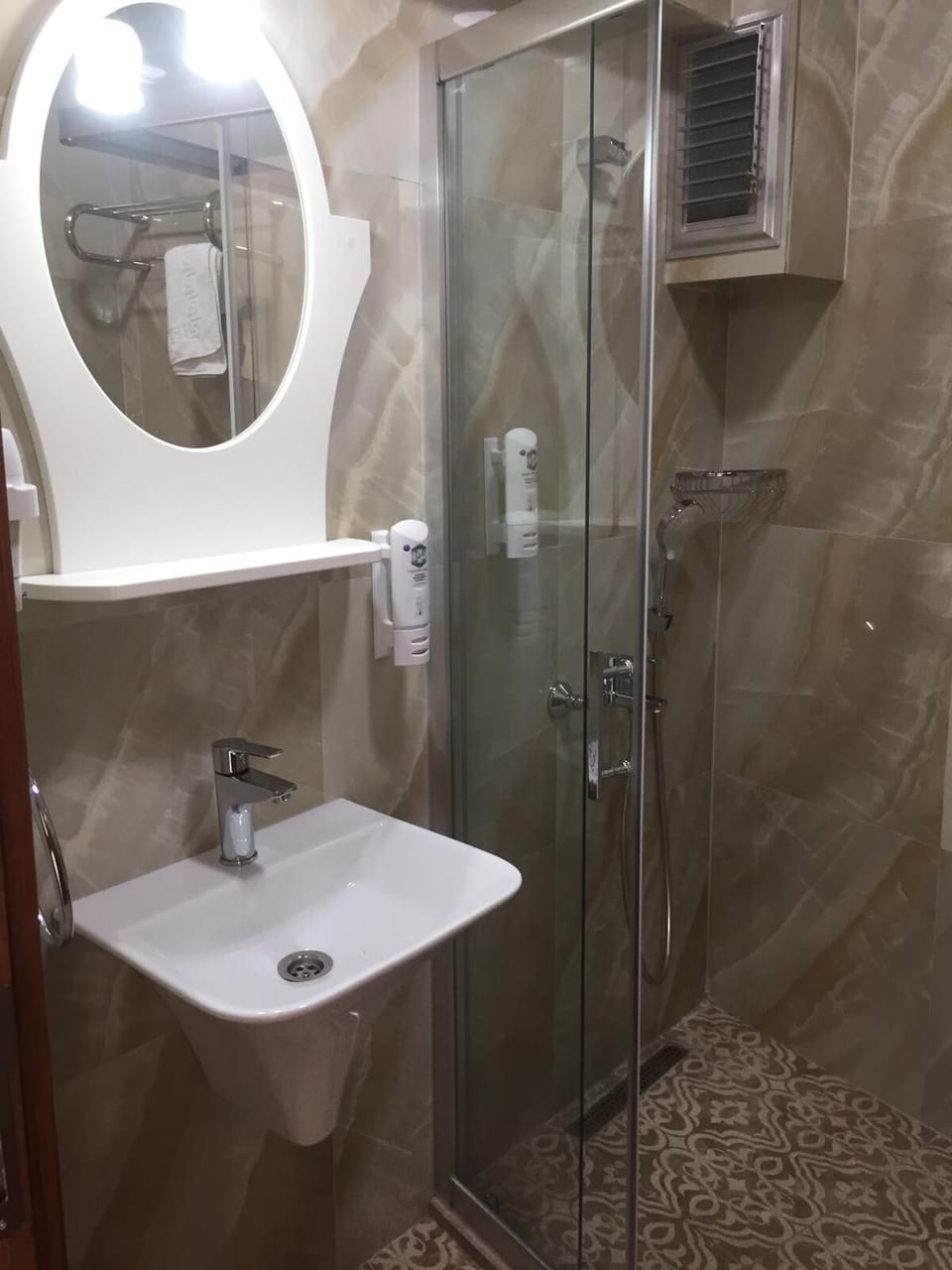 Shower, hair dryer, slippers
