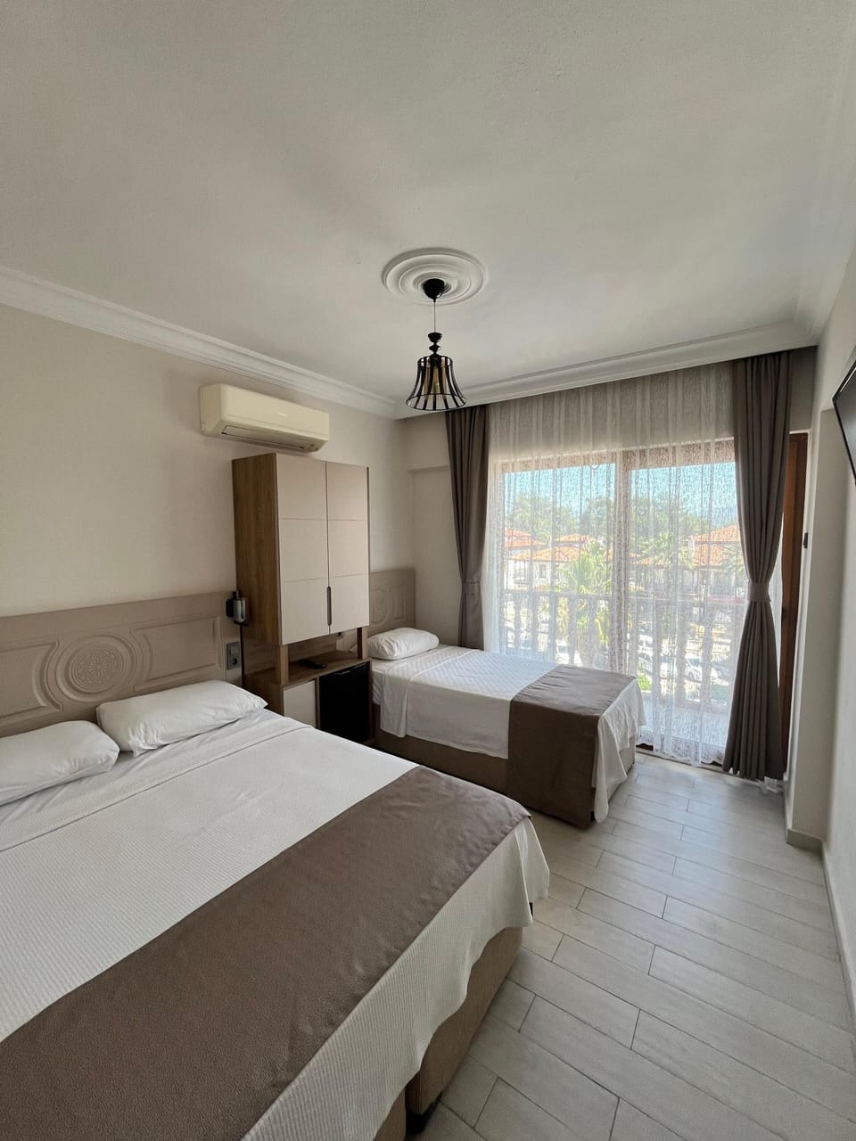 Standard Triple Room | Free WiFi, bed sheets