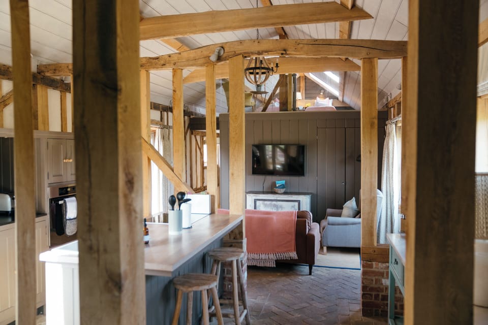 The Granary | Living area | Flat-screen TV, Netflix