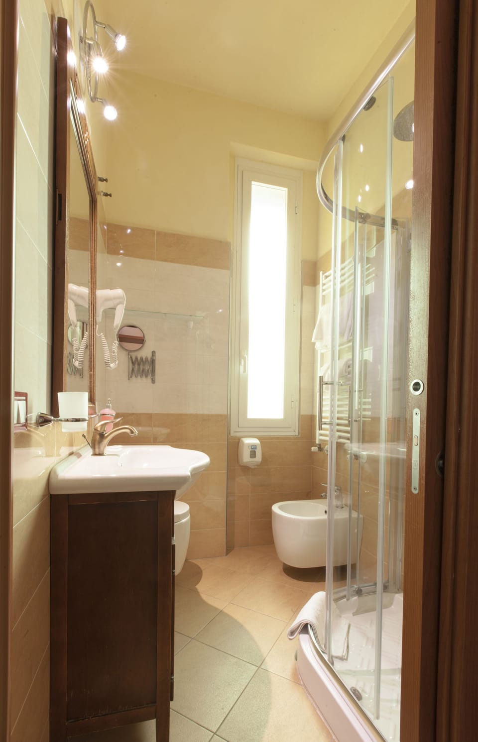 Double Room, City View | Bathroom | Shower, free toiletries, hair dryer, slippers