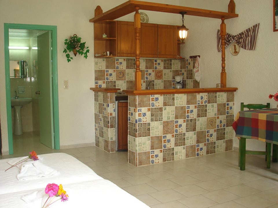 xxxStudio for 2 people | Private kitchenette | Fridge, stovetop, coffee/tea maker, electric kettle