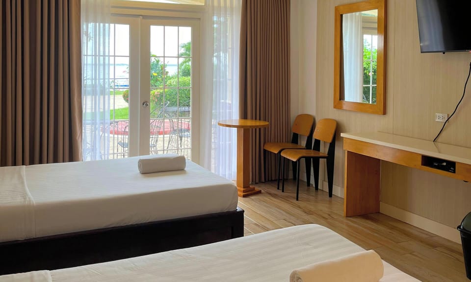 Ground Floor Double Room | In-room safe, free WiFi, bed sheets