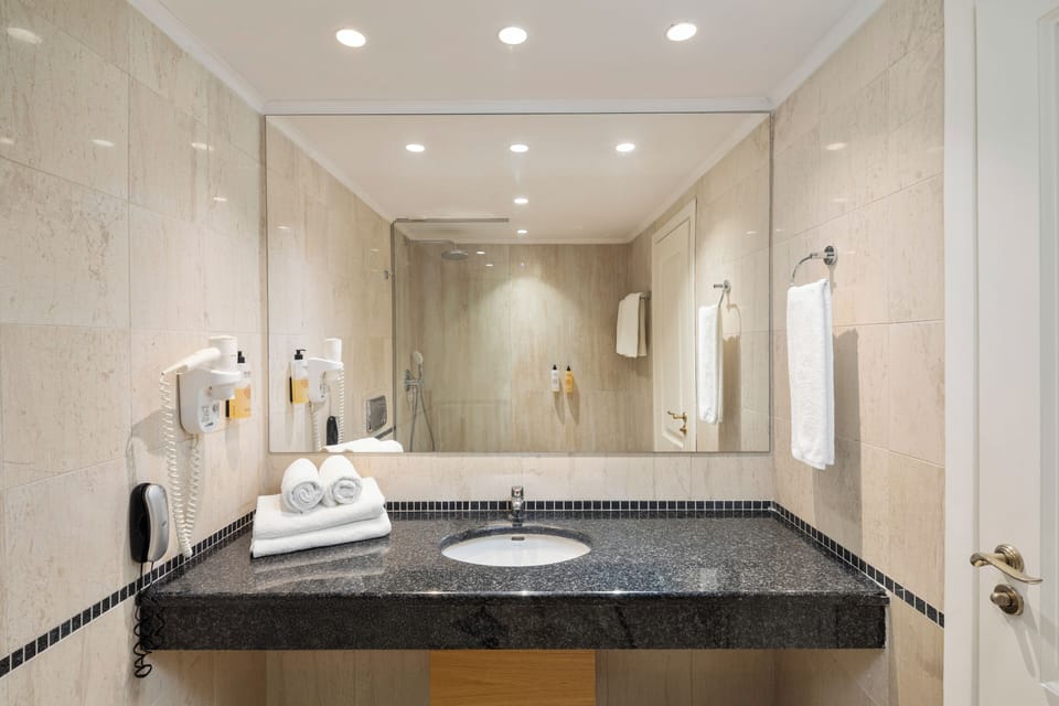 Double or Twin Room, Garden View | Bathroom | Free toiletries, hair dryer, bathrobes, slippers