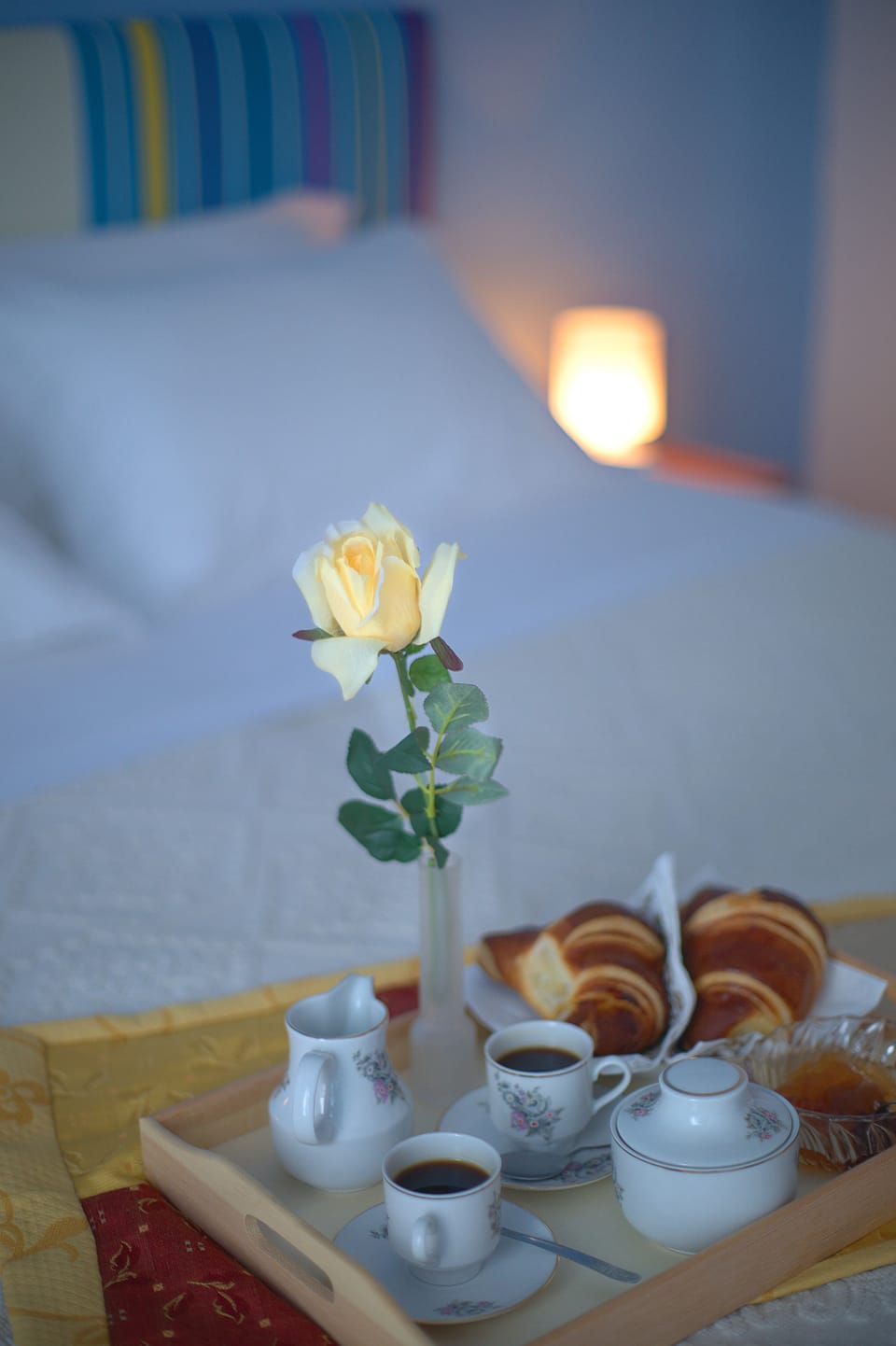 Comfort Triple Room, Balcony | In-room safe, desk, WiFi (free), bed sheets