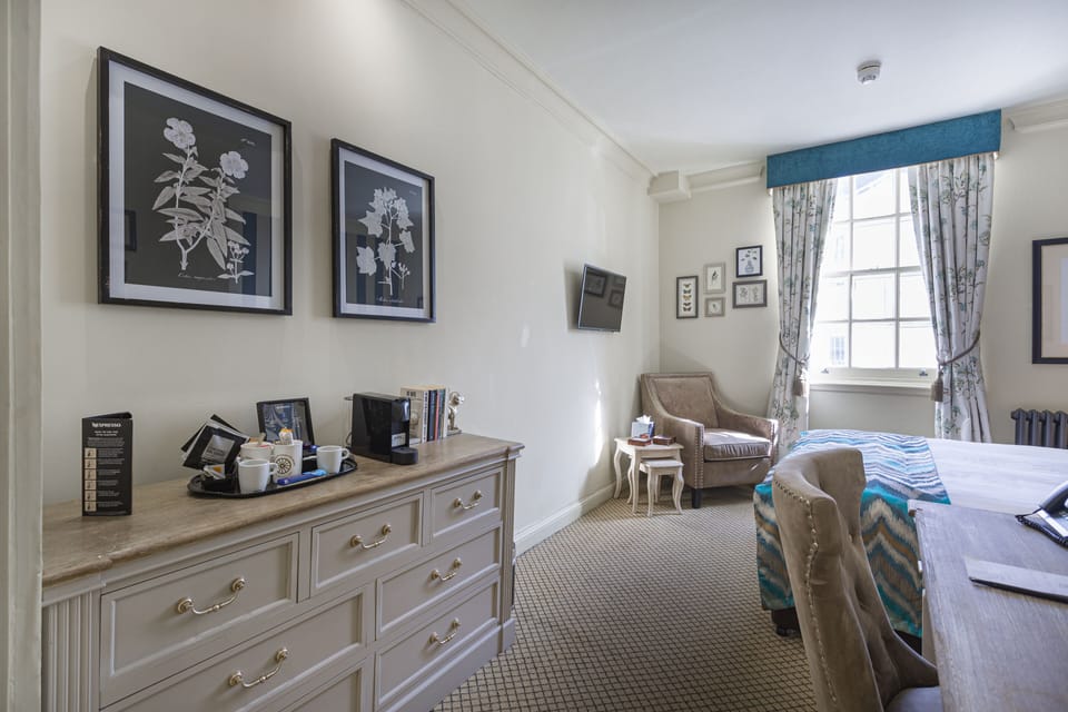 Classic Double Room | Premium bedding, desk, blackout drapes, iron/ironing board