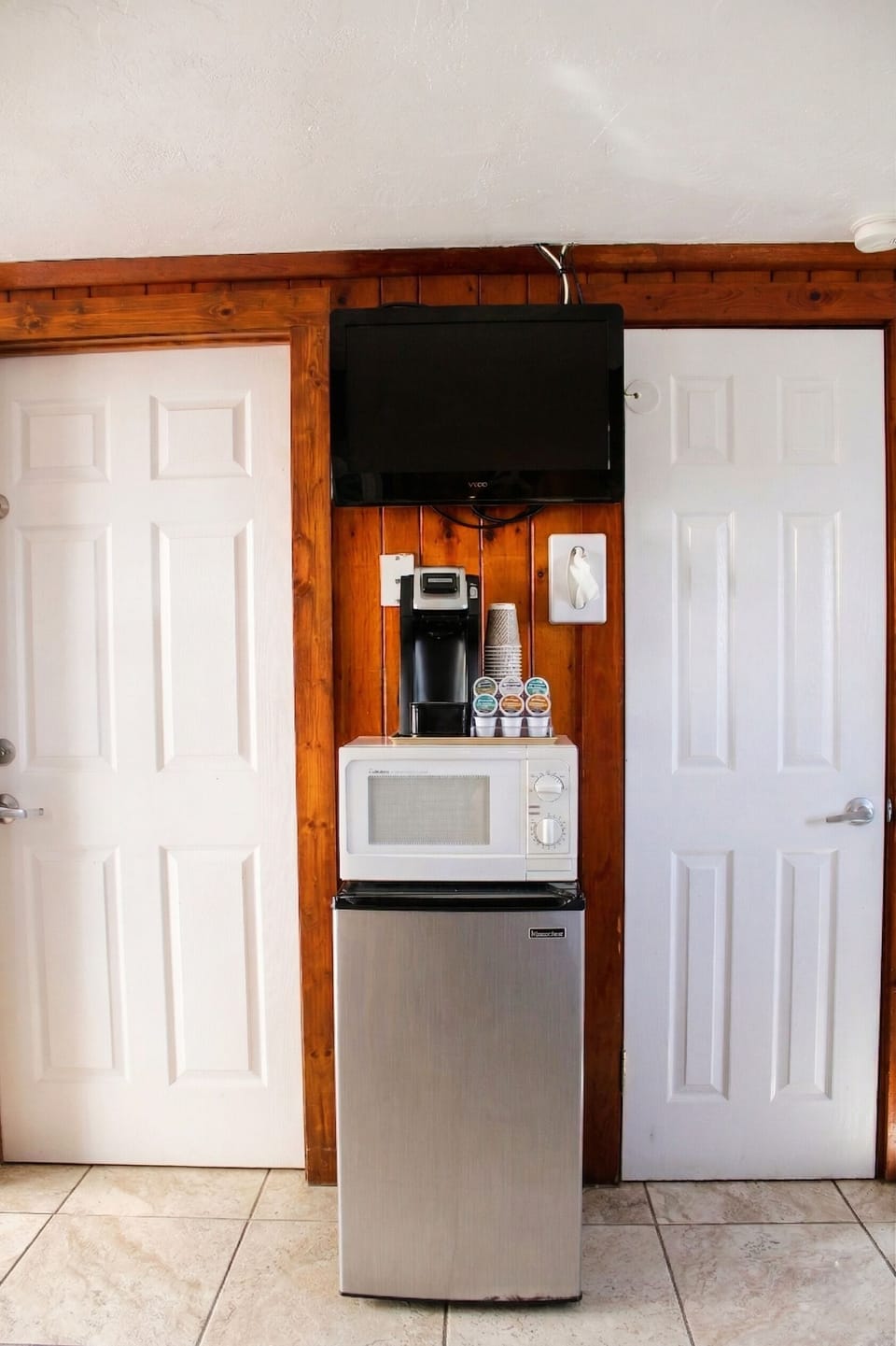 Premium Cottage, 1 Queen Bed with Sofa bed | 1 bedroom, desk, laptop workspace, blackout drapes