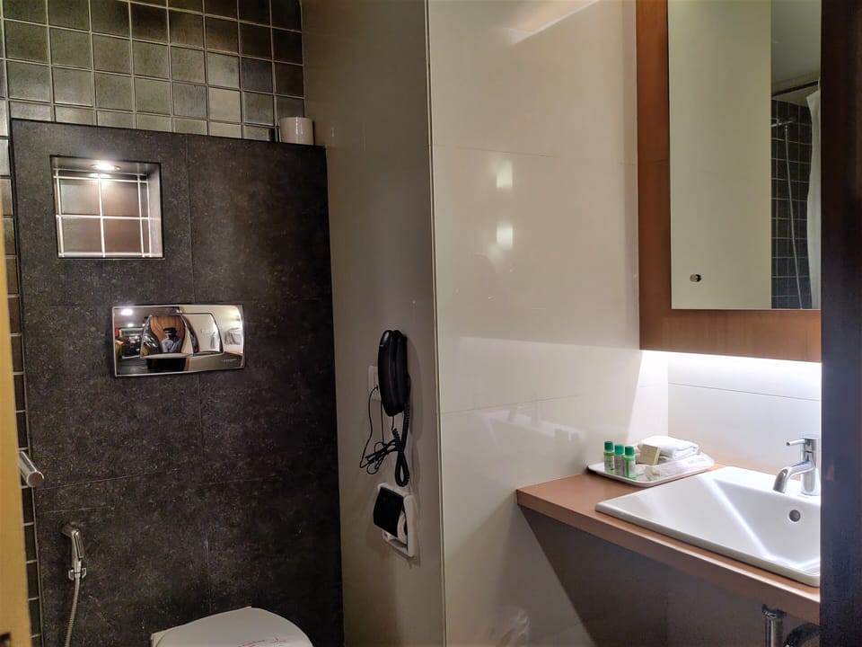 Hotel Satkar Residency Hotel in Thane