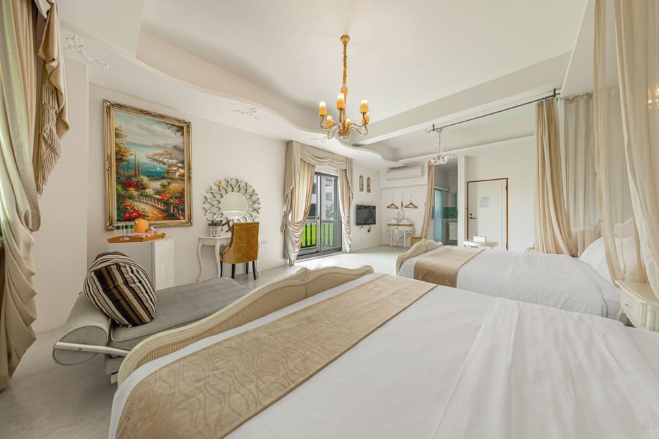Standard Quadruple Room | Free WiFi, bed sheets