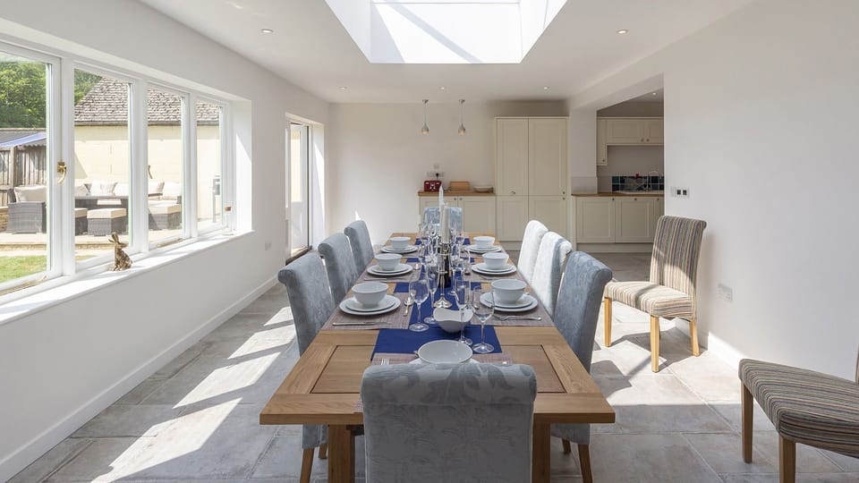 Dining area, South Winds, Bolthole Retreats