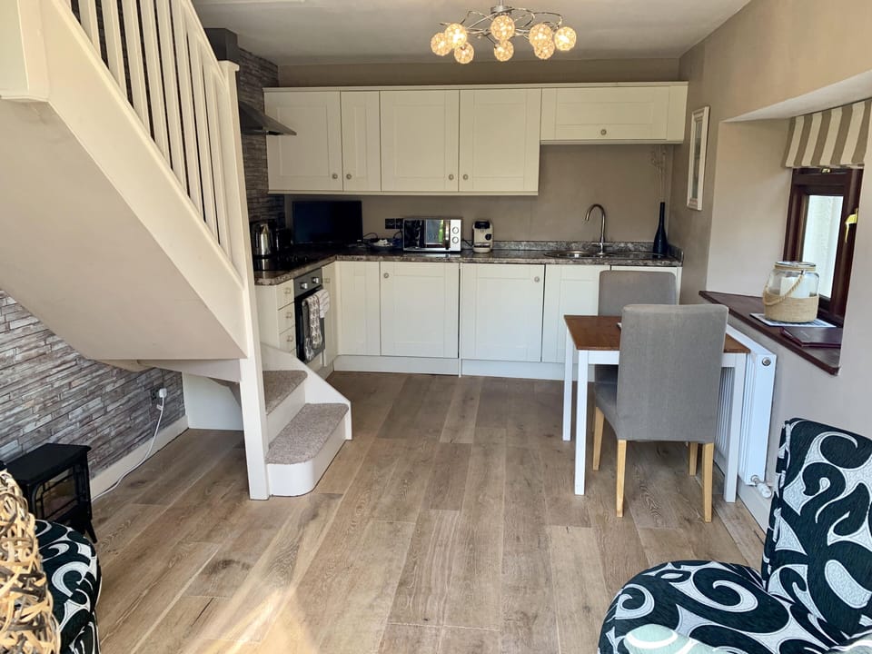 Cottage, Ensuite (Dairy Cottage) | Private kitchen
