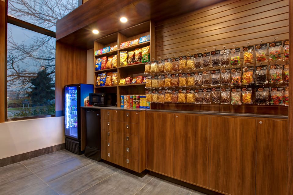 Four Points by Sheraton St. Catharines Niagara Suites Hotel in Saint Catharines
