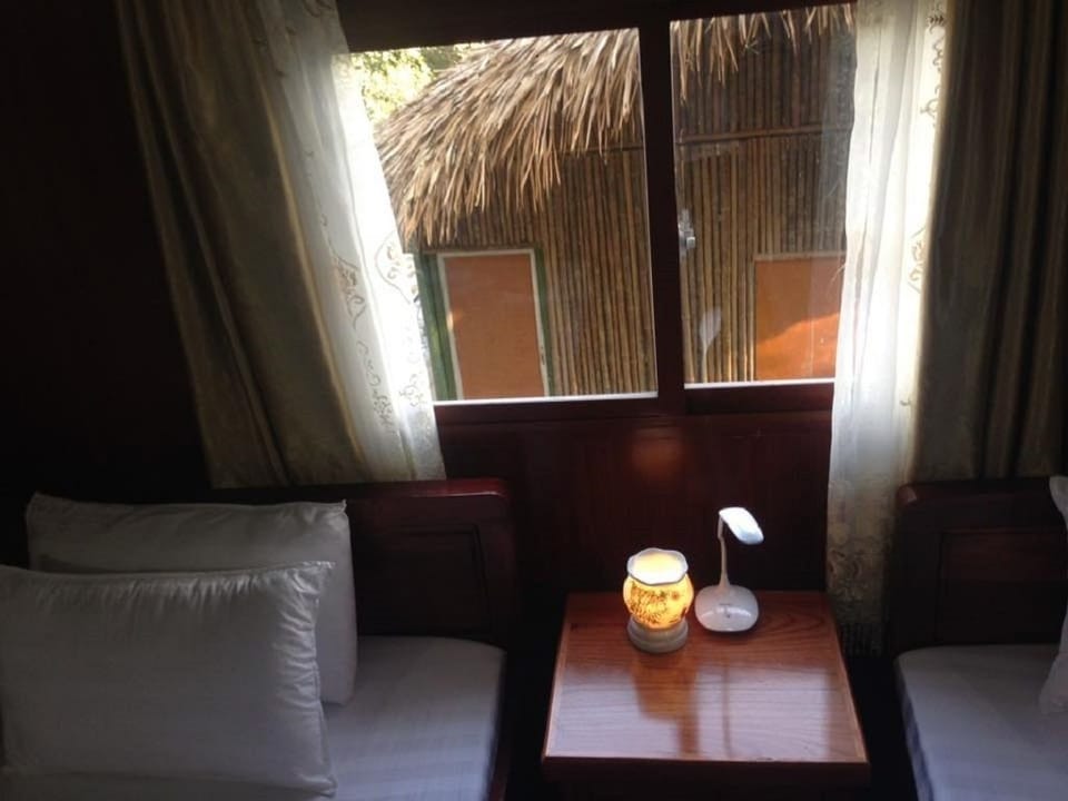 Quadruple Bungalow | Down comforters, soundproofing, WiFi (free), individually decorated