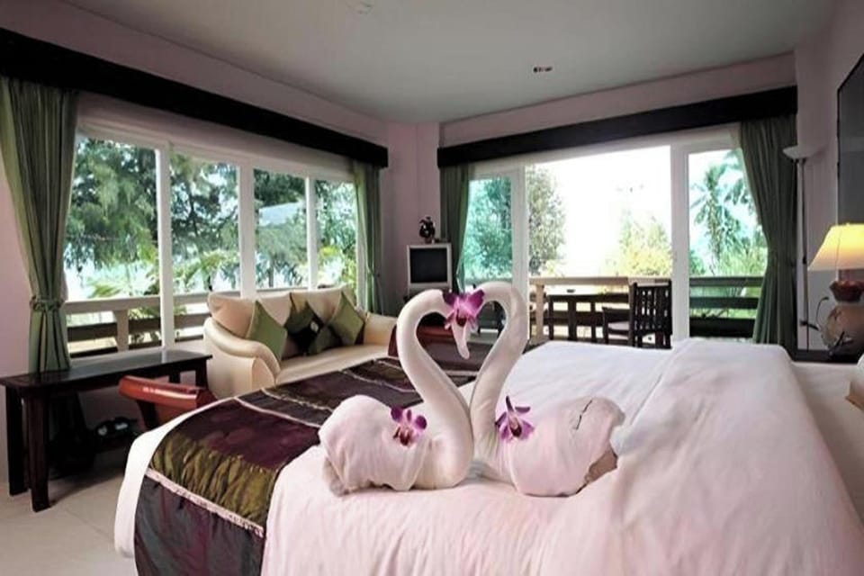 Family Deluxe  | Desk, rollaway beds, free WiFi, bed sheets