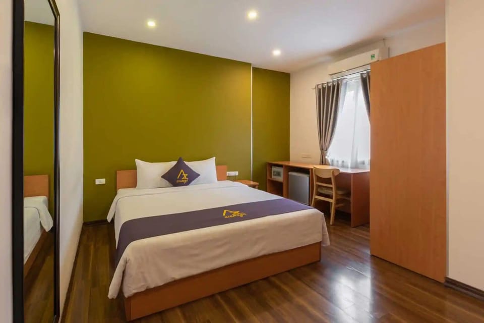 Executive Room | In-room safe, desk, iron/ironing board, free WiFi