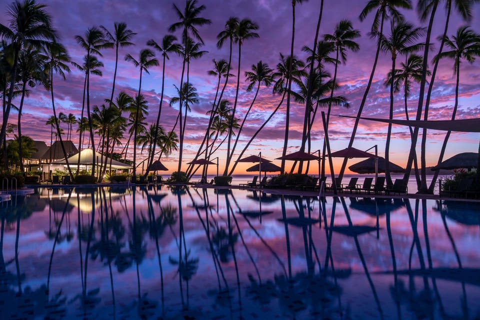 3 outdoor pools, pool umbrellas, sun loungers