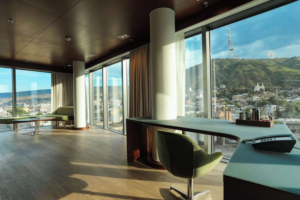 Junior Suite | 1 bedroom, premium bedding, minibar, in-room safe