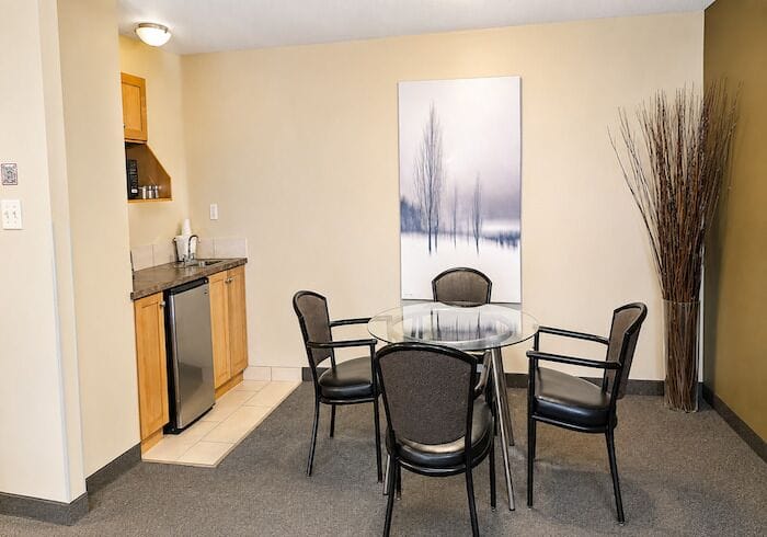 Standard Suite | In-room dining