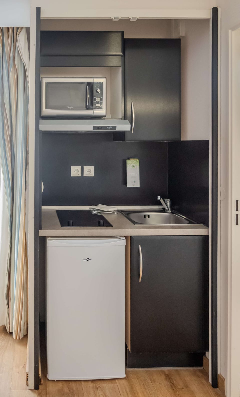 Private kitchenette